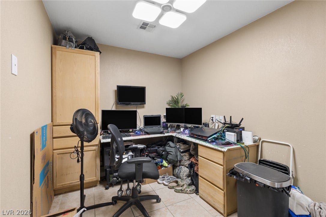 1305 N Mojave Road, Las Vegas, NV 89101 1305 N Mojave Road, Las Vegas, NV 89101
