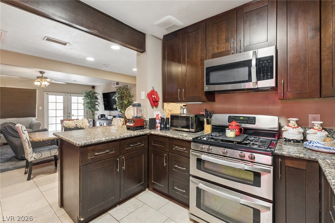 1305 N Mojave Road, Las Vegas, NV 89101 1305 N Mojave Road, Las Vegas, NV 89101