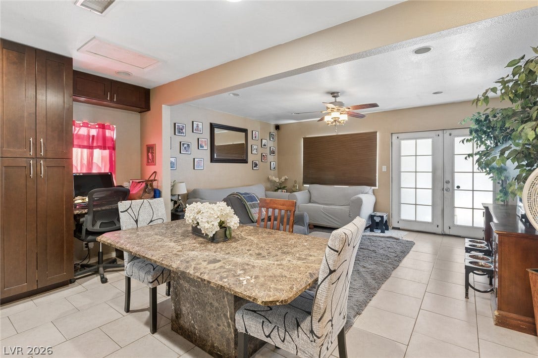 1305 N Mojave Road, Las Vegas, NV 89101 1305 N Mojave Road, Las Vegas, NV 89101