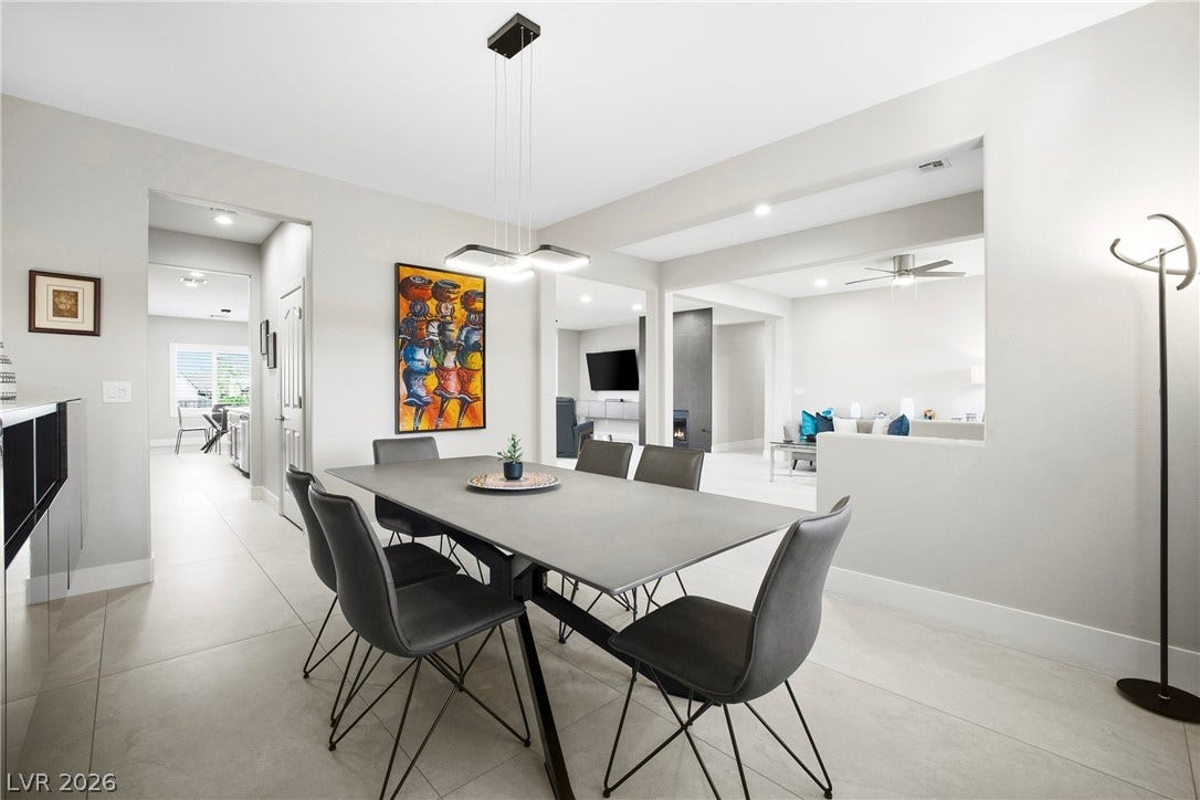 2432 Anderson Park Drive, Henderson, NV 89044 Gleaming tile floors and clean architectural lines define this welcoming, open-concept dining space.