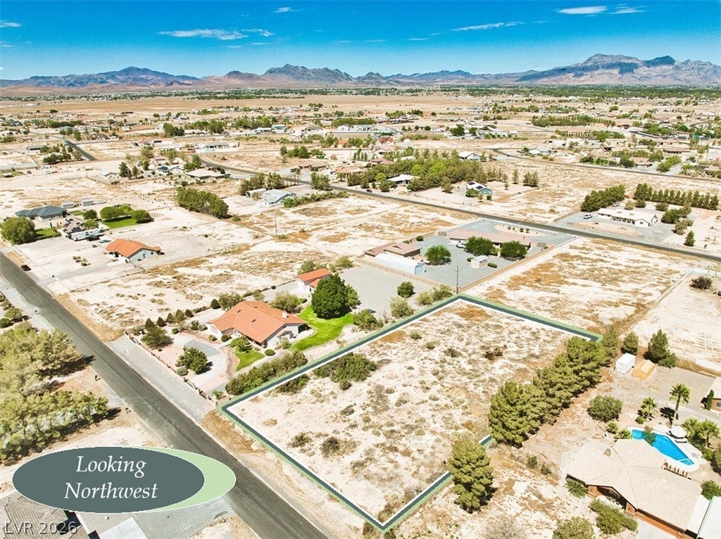 850 W Lupin Street, Pahrump, NV 89048