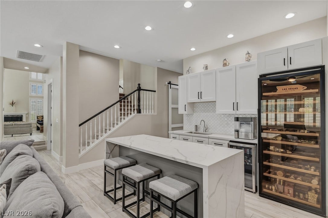 304 Queens Gate Court, Las Vegas, NV 89145