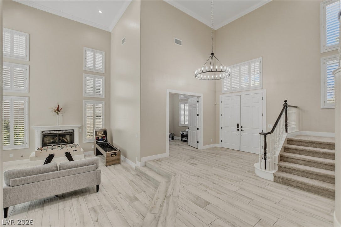 304 Queens Gate Court, Las Vegas, NV 89145