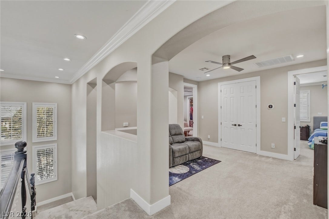 304 Queens Gate Court, Las Vegas, NV 89145