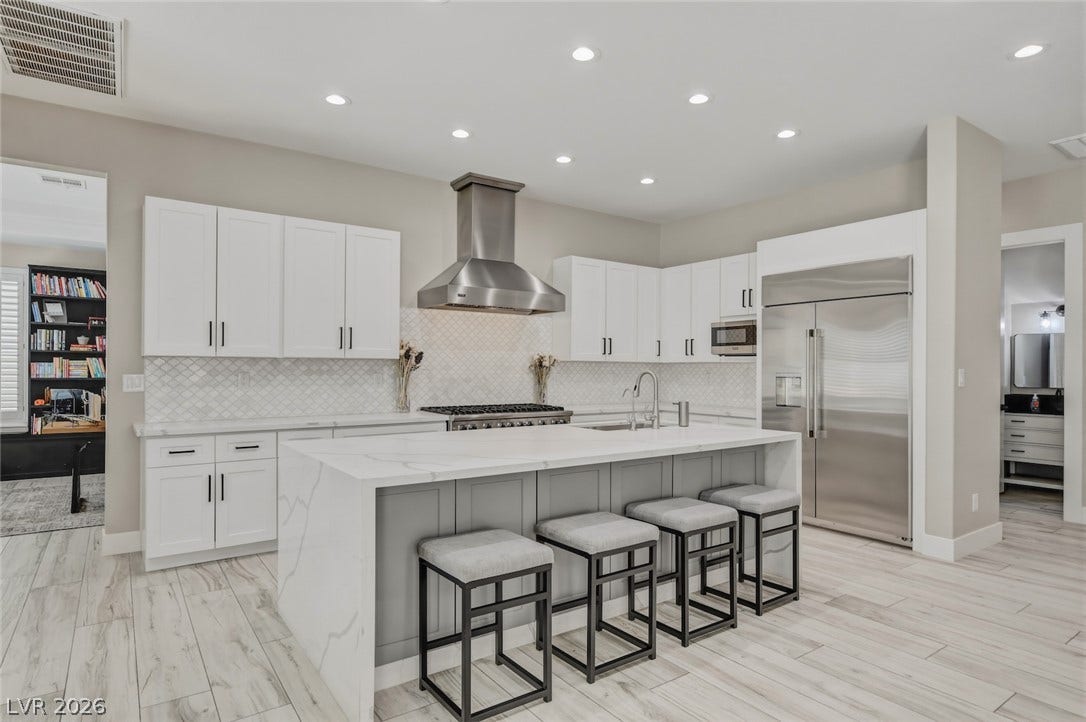 304 Queens Gate Court, Las Vegas, NV 89145