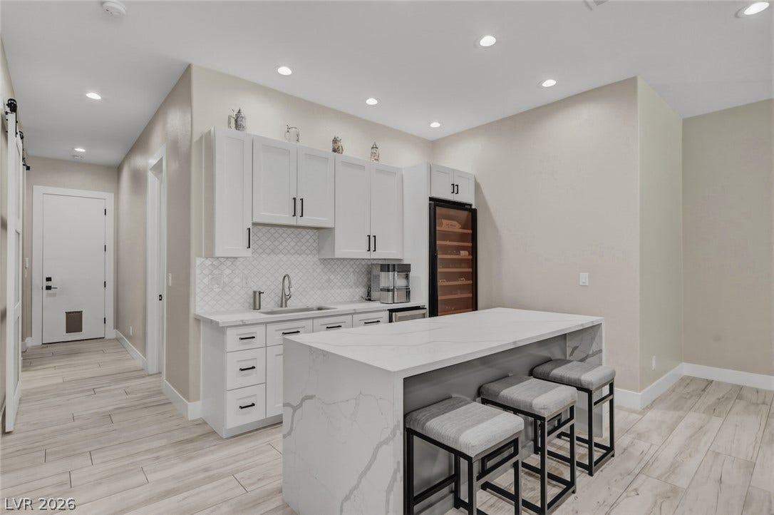 304 Queens Gate Court, Las Vegas, NV 89145