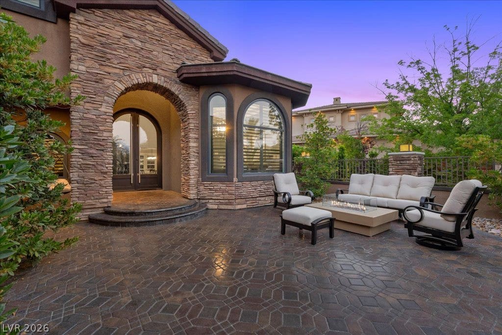 2985 American River Lane, Las Vegas, NV 89135 Inviting outdoor living area perfect for entertaining.
