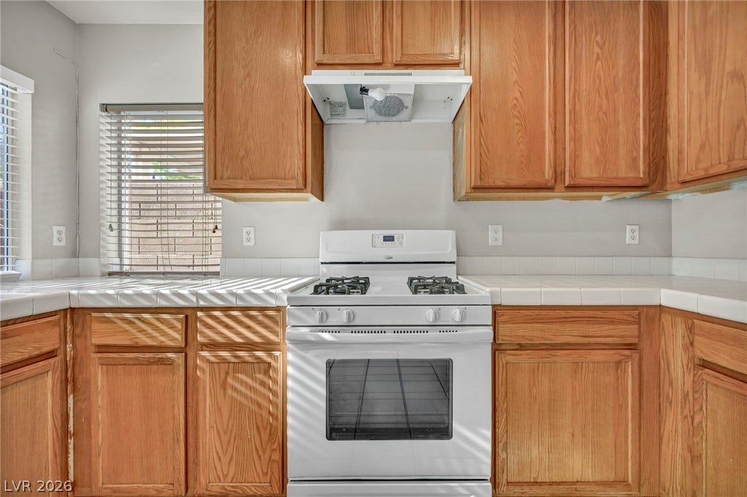 812 Bow Creek Lane, Las Vegas, NV 89134