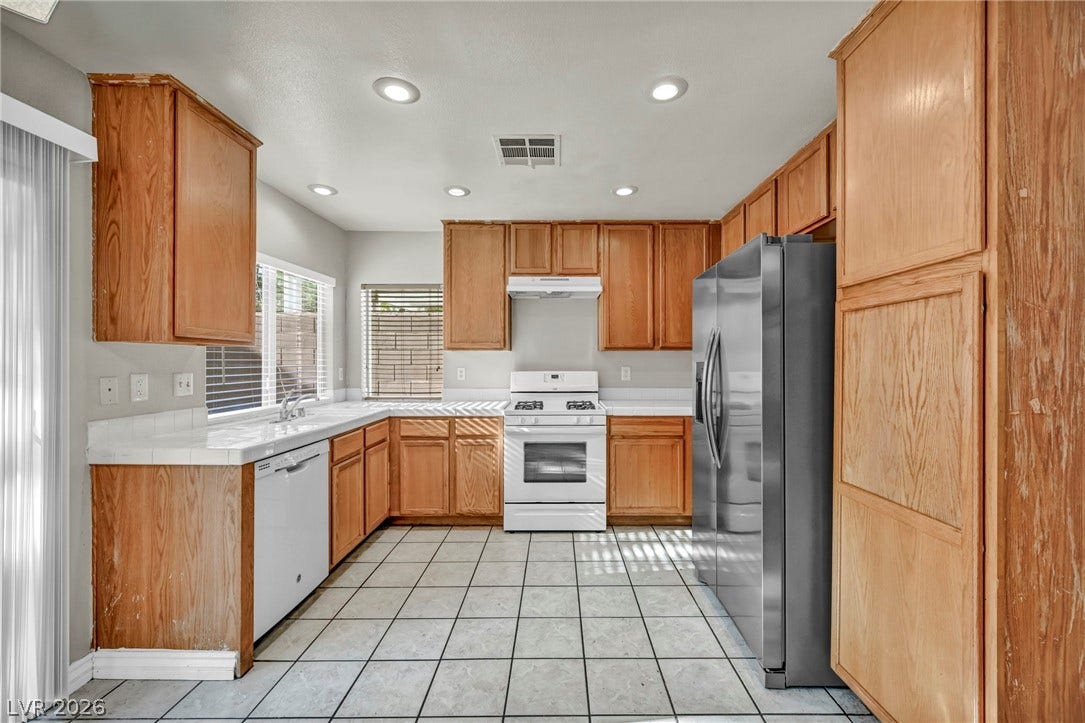 812 Bow Creek Lane, Las Vegas, NV 89134
