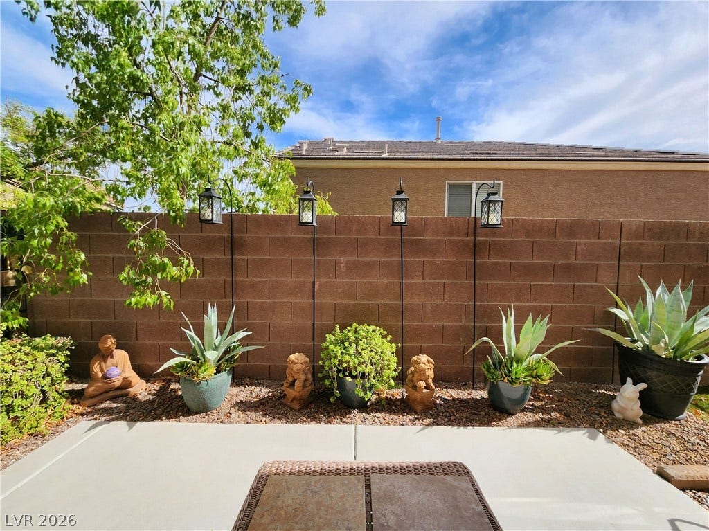 10549 Gibbous Moon Drive, Las Vegas, NV 89129 10549 Gibbous Moon Drive, Las Vegas, NV 89129
