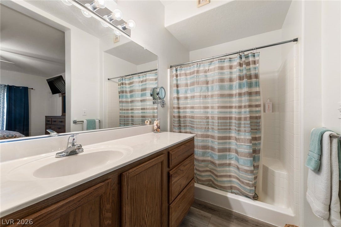 470 Turtleback Road, #7B, Mesquite, NV 89027 Main Bathroom