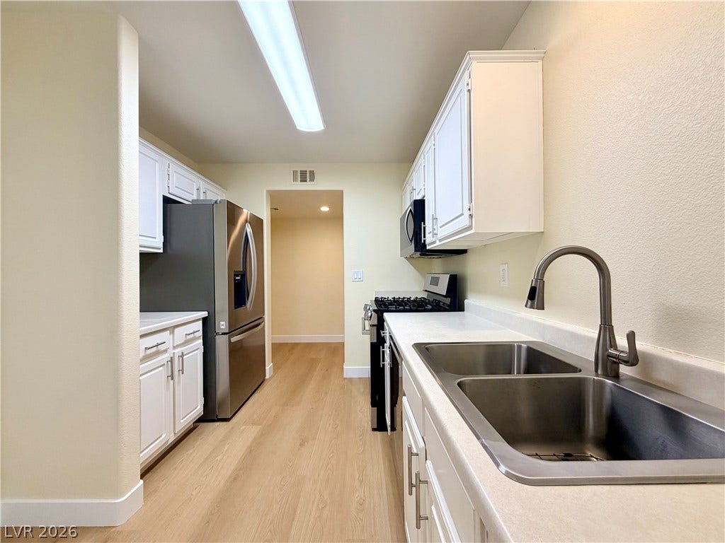 10226 Rocky Tree Street, Las Vegas, NV 89183 10226 Rocky Tree Street, Las Vegas, NV 89183