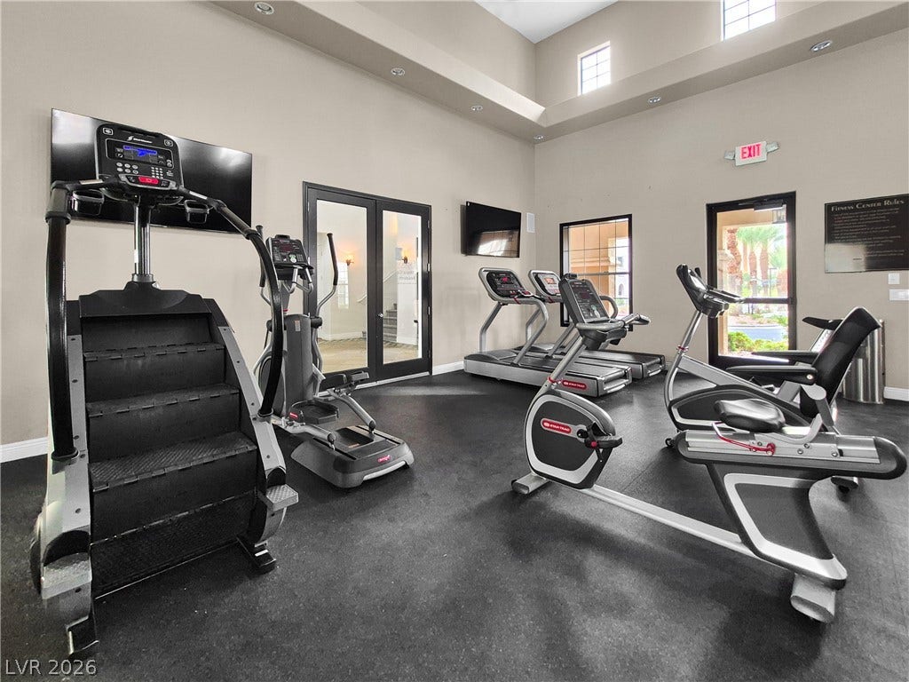 8777 W Maule Avenue, #2109, Las Vegas, NV 89148 High ceilings and recessed lighting define this well-appointed community workout space.