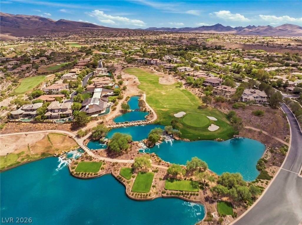 8 Pine Hollow Drive, Henderson, NV 89052 8 Pine Hollow Drive, Henderson, NV 89052