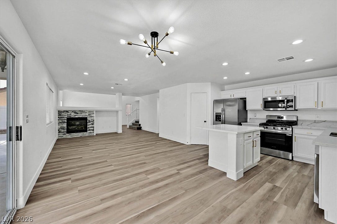 6729 Montezuma Castle Lane, North Las Vegas, NV 89084