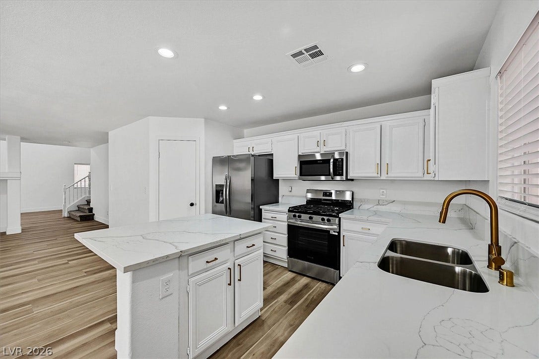 6729 Montezuma Castle Lane, North Las Vegas, NV 89084