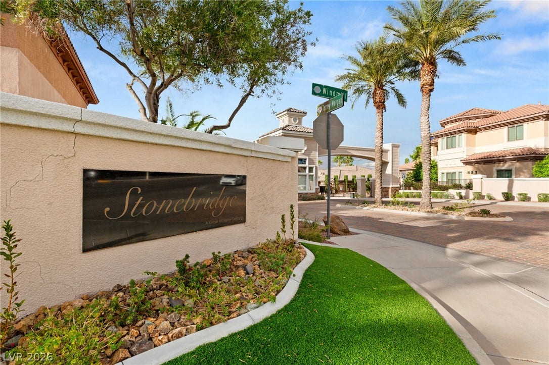 210 Torrey Morgan Way, Henderson, NV 89074 A secured entry welcomes residents to this manicured neighborhood of elegant stucco homes.