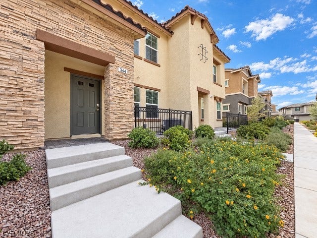 344 Pacific Sparrow Avenue, Henderson, NV 89011 344 Pacific Sparrow Avenue, Henderson, NV 89011