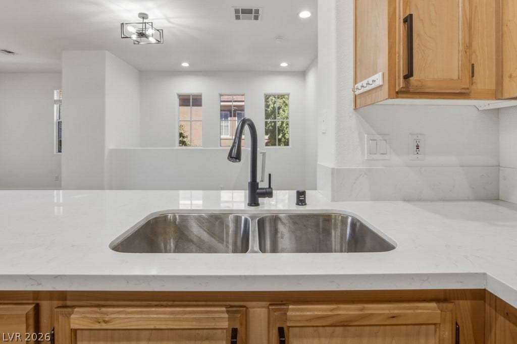 10180 Delray Beach Avenue, #201, Las Vegas, NV 89129