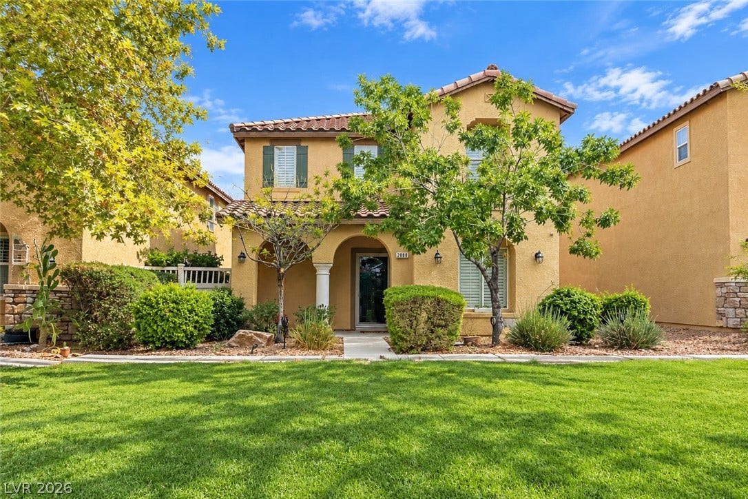 2088 Artistic Flair Walk, Henderson, NV 89044 Lovely 2 story home in Inspirada with a large community front yard to play, relax and enjoy the Autumn days