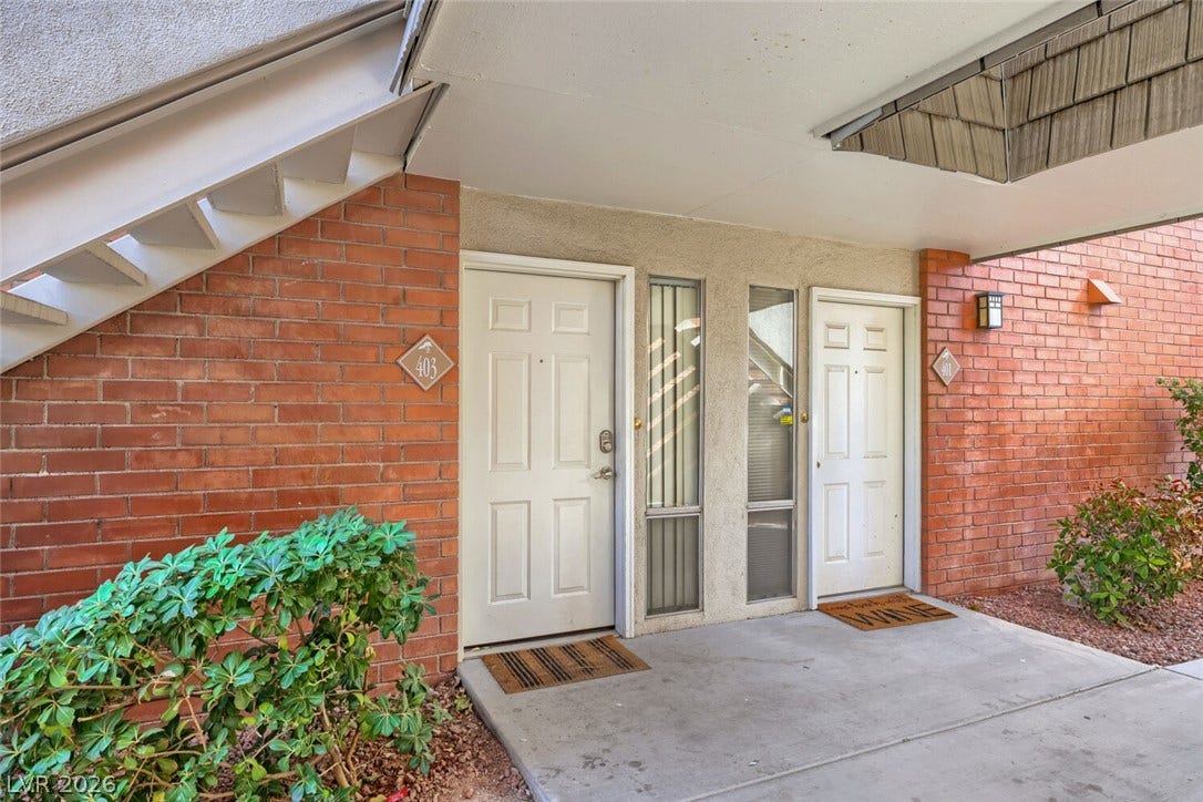769 Oakmont Avenue, #403, Las Vegas, NV 89109 An inviting covered entryway.