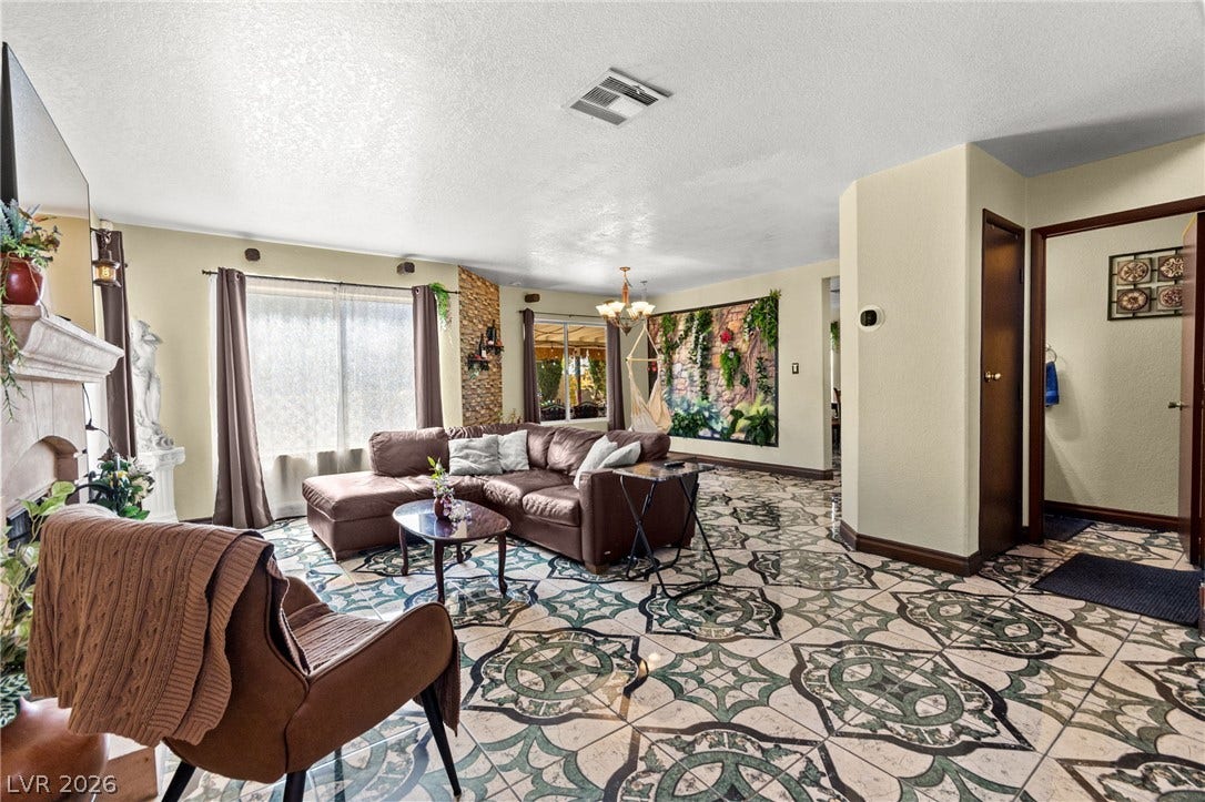 1731 Monte Alban Drive, North Las Vegas, NV 89031