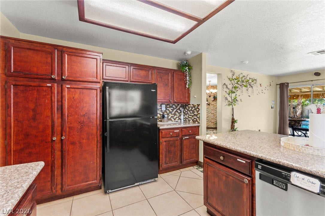1731 Monte Alban Drive, North Las Vegas, NV 89031