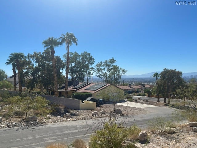 520 Los Feliz Street, Las Vegas, NV 89110 Desert scenery and mountain backdrops frame this residential neighborhood under clear skies.