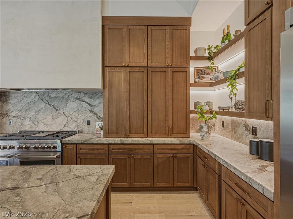 4 El Macero Court, Henderson, NV 89052 4 El Macero Court, Henderson, NV 89052