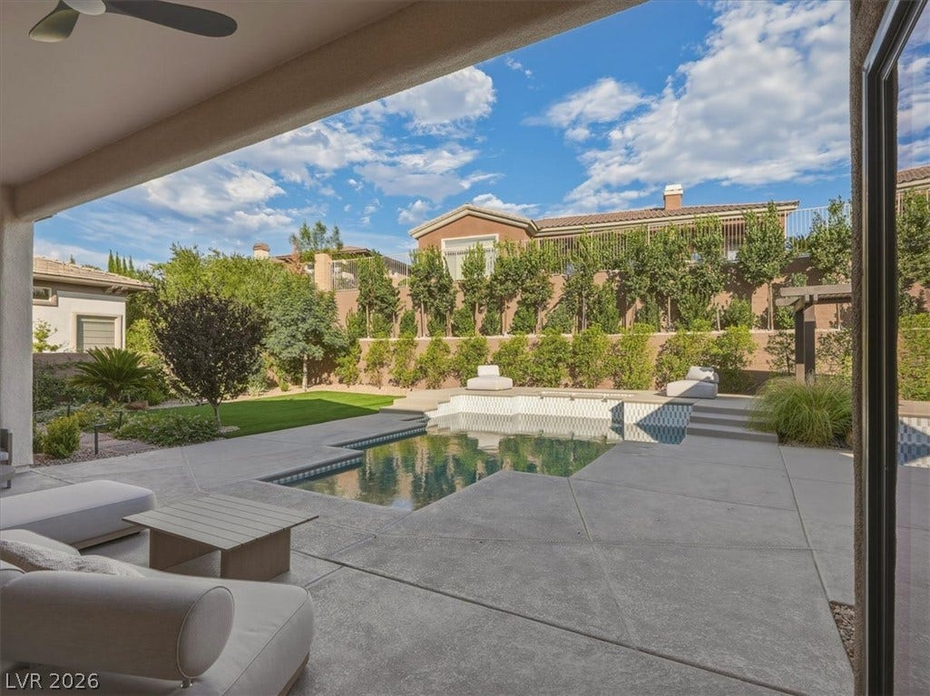 4 El Macero Court, Henderson, NV 89052 4 El Macero Court, Henderson, NV 89052