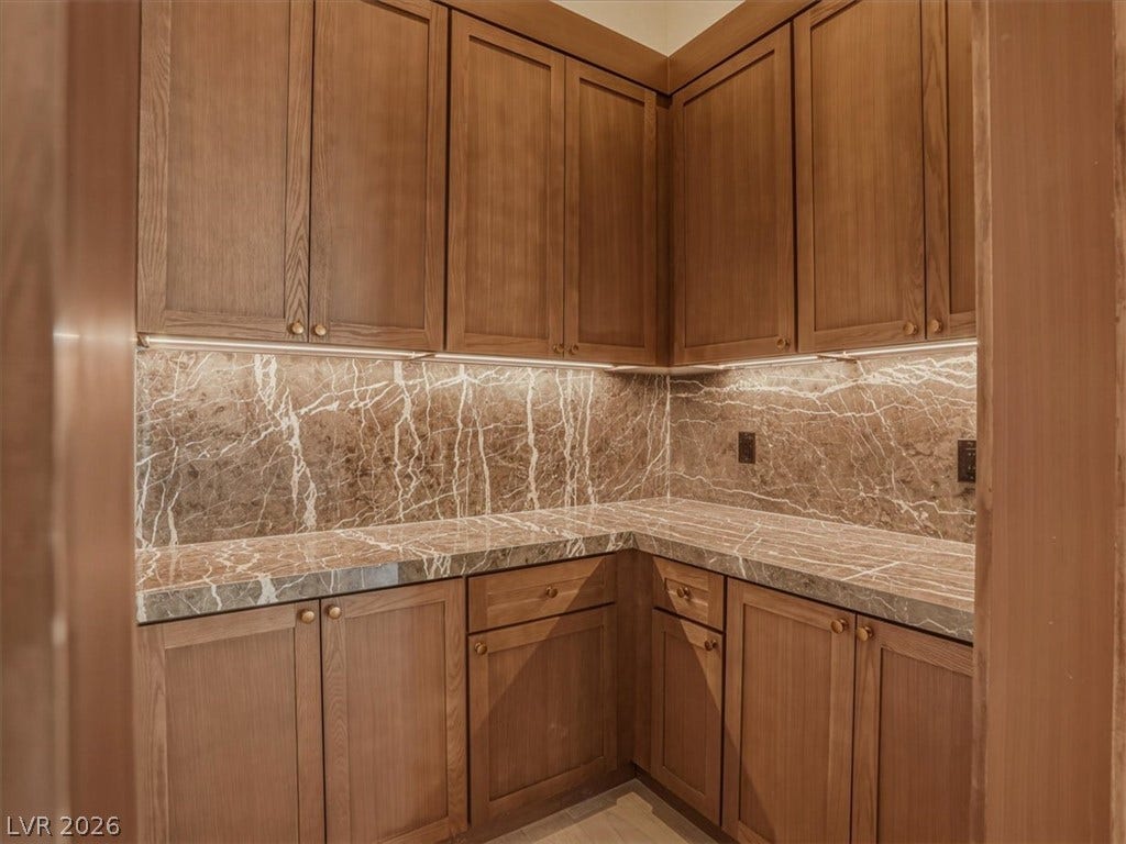 4 El Macero Court, Henderson, NV 89052 4 El Macero Court, Henderson, NV 89052