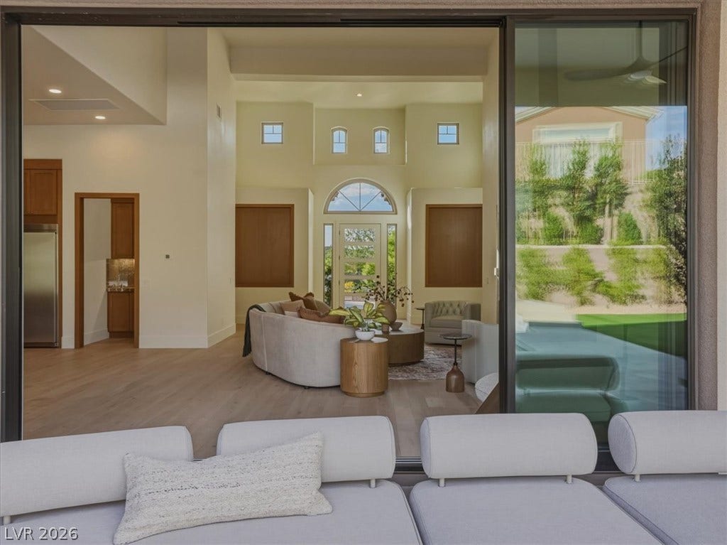 4 El Macero Court, Henderson, NV 89052 4 El Macero Court, Henderson, NV 89052