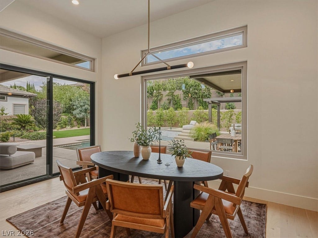 4 El Macero Court, Henderson, NV 89052 4 El Macero Court, Henderson, NV 89052