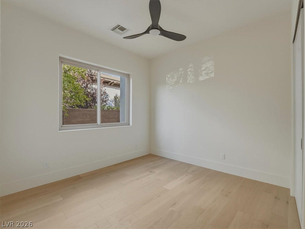 4 El Macero Court, Henderson, NV 89052 4 El Macero Court, Henderson, NV 89052
