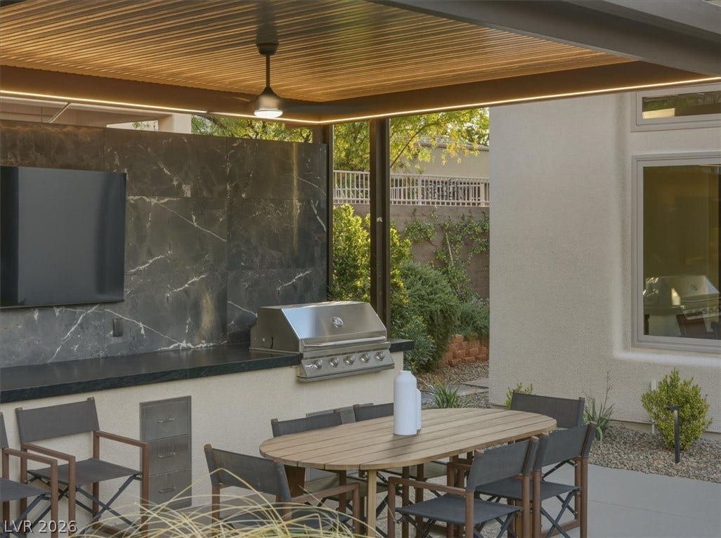 4 El Macero Court, Henderson, NV 89052 4 El Macero Court, Henderson, NV 89052