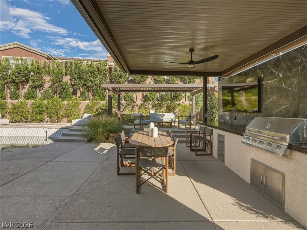 4 El Macero Court, Henderson, NV 89052 4 El Macero Court, Henderson, NV 89052