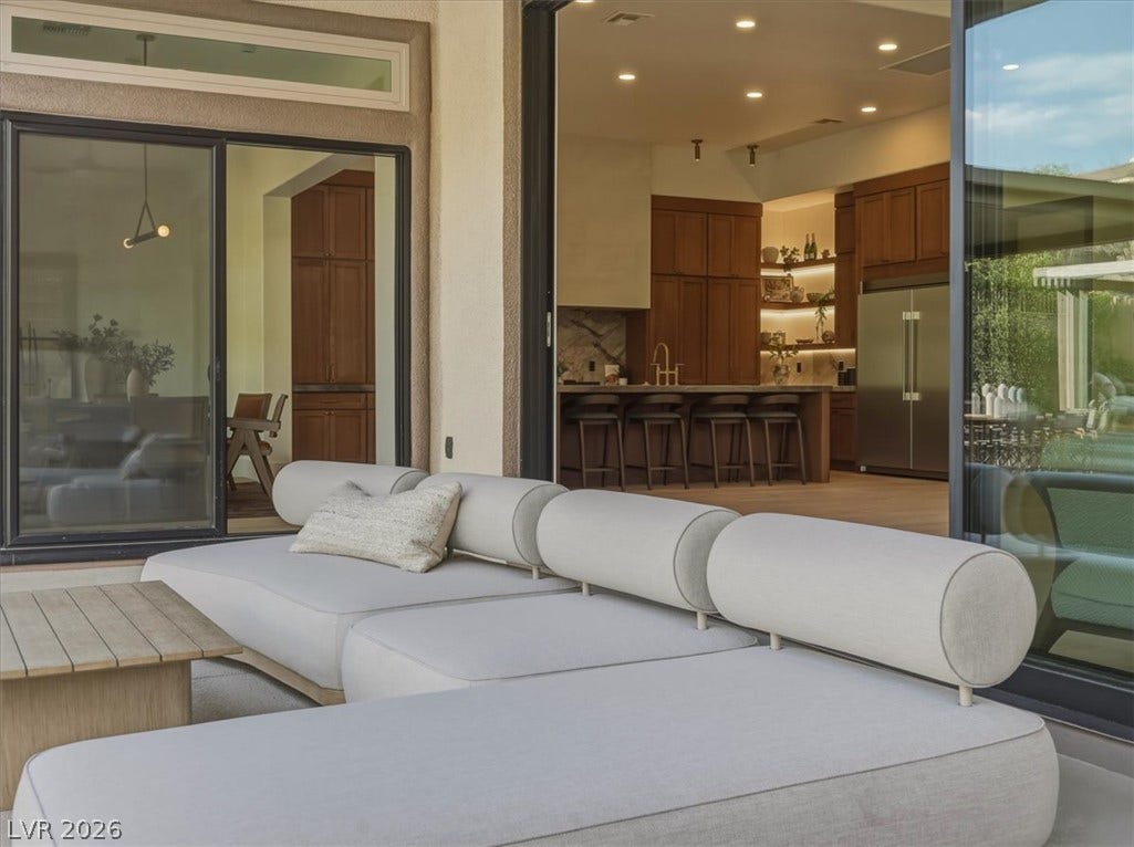 4 El Macero Court, Henderson, NV 89052 4 El Macero Court, Henderson, NV 89052