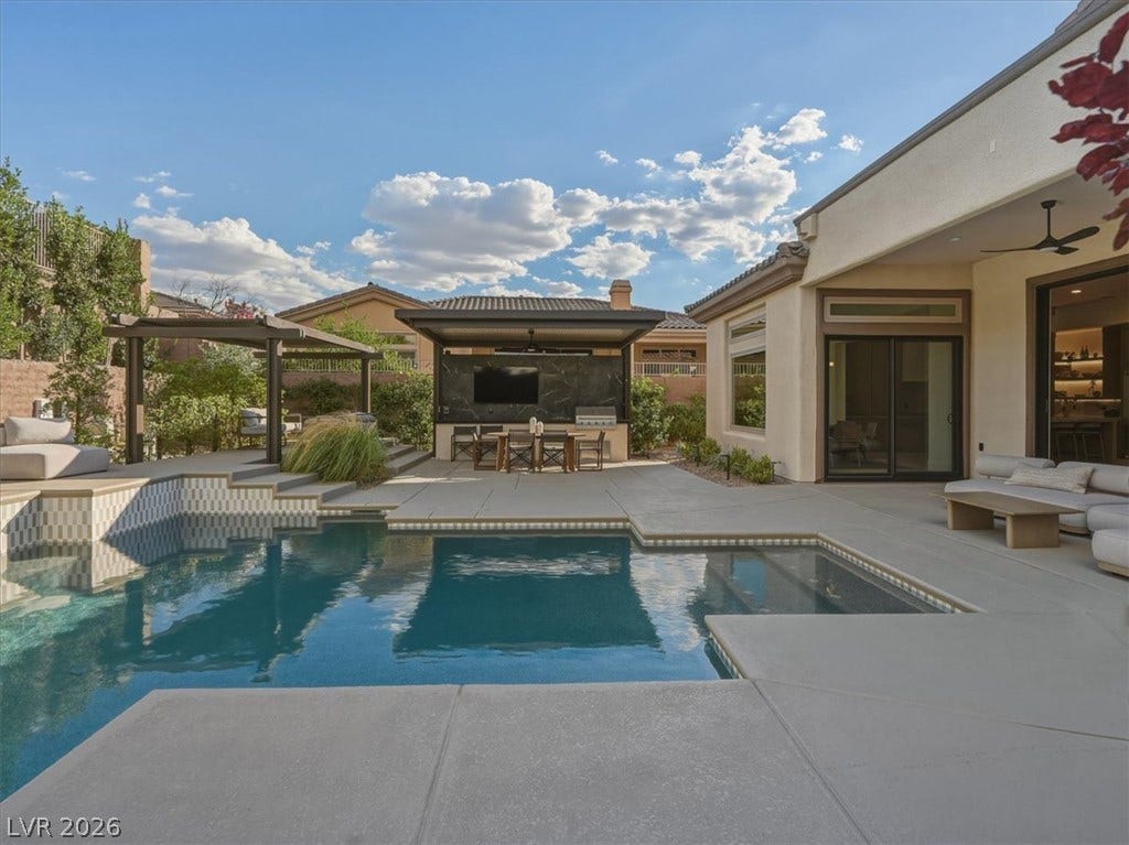 4 El Macero Court, Henderson, NV 89052 4 El Macero Court, Henderson, NV 89052
