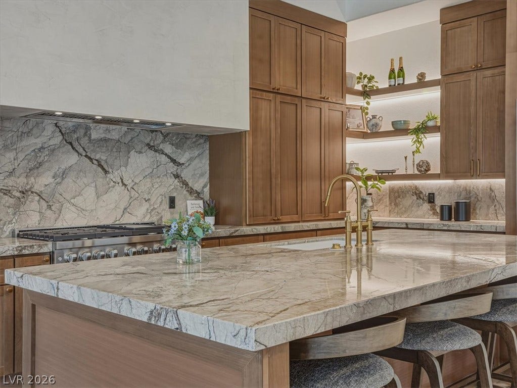 4 El Macero Court, Henderson, NV 89052 4 El Macero Court, Henderson, NV 89052