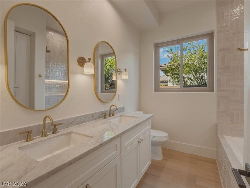 4 El Macero Court, Henderson, NV 89052 4 El Macero Court, Henderson, NV 89052
