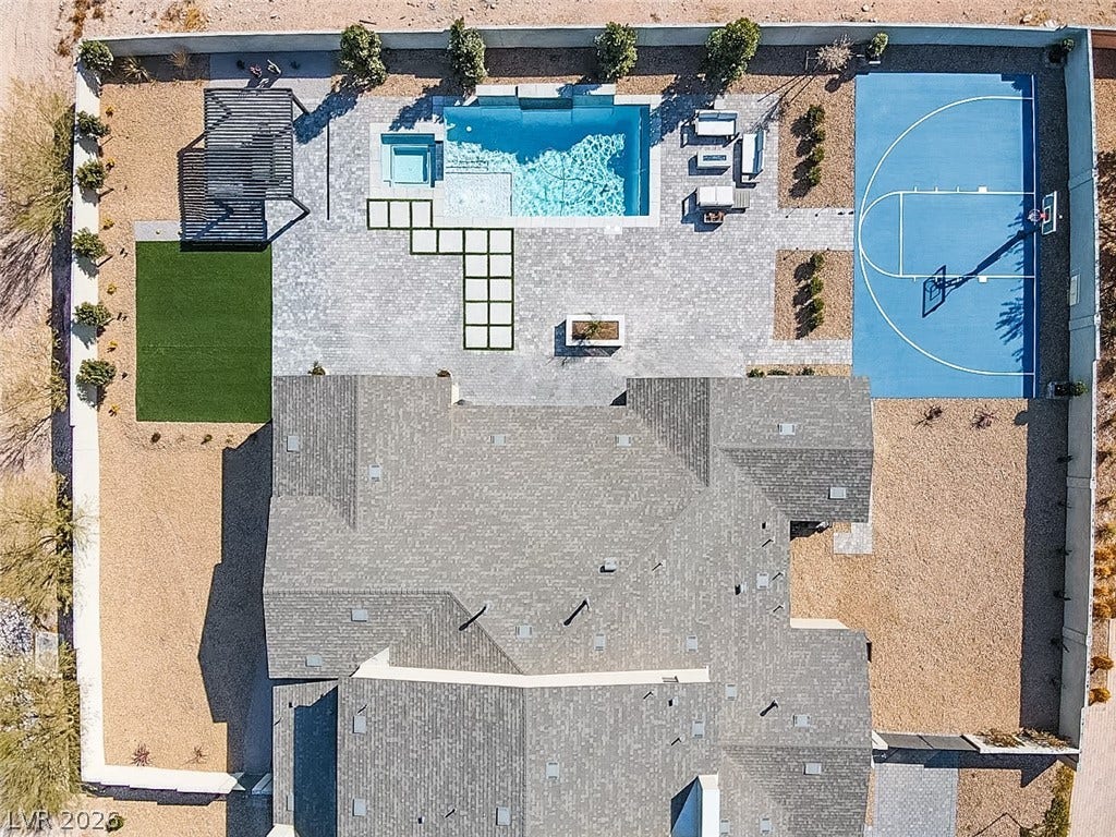 7851 W Wigwam Avenue, Las Vegas, NV 89113 Drone / aerial view of a pool