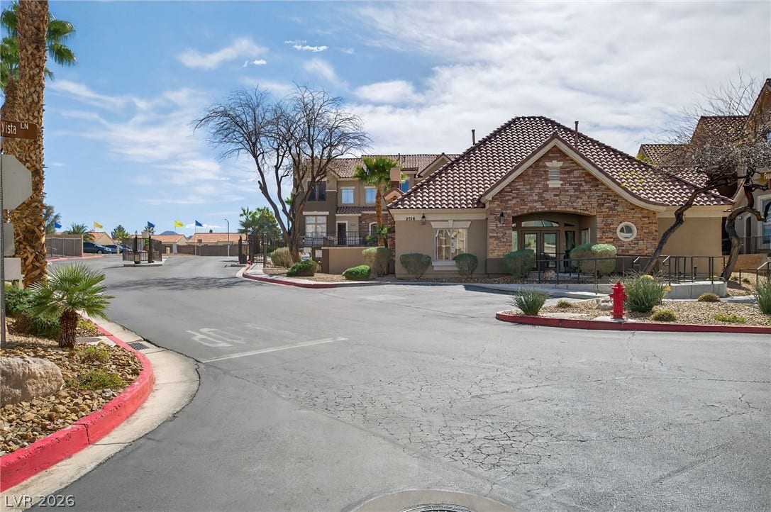 2752 Fountain Vista Lane, Henderson, NV 89074 Stone accents and a classic tile roof highlight this welcoming Mediterranean-style community clubhouse.