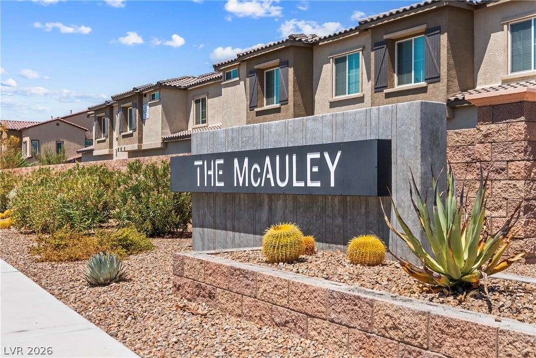 820 Aurelie Ridge Street, Henderson, NV 89011 820 Aurelie Ridge Street, Henderson, NV 89011