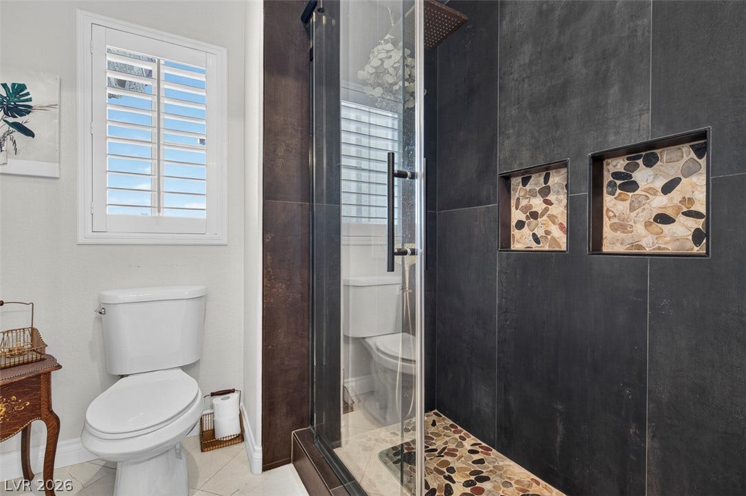 9529 Grand Canal Drive, Las Vegas, NV 89117 Newly rennovated !