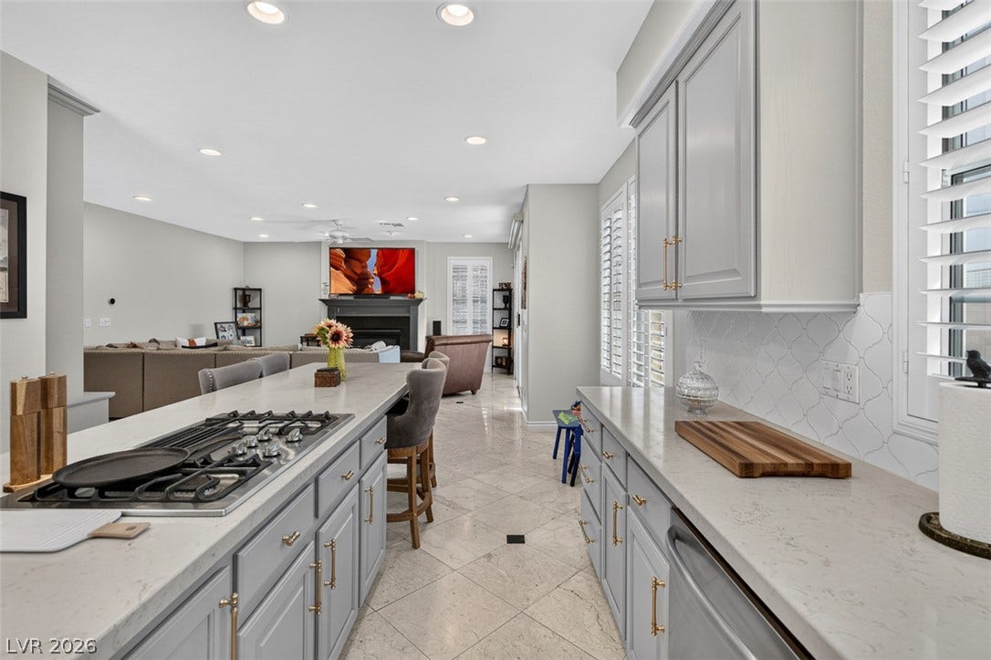 9529 Grand Canal Drive, Las Vegas, NV 89117 9529 Grand Canal Drive, Las Vegas, NV 89117