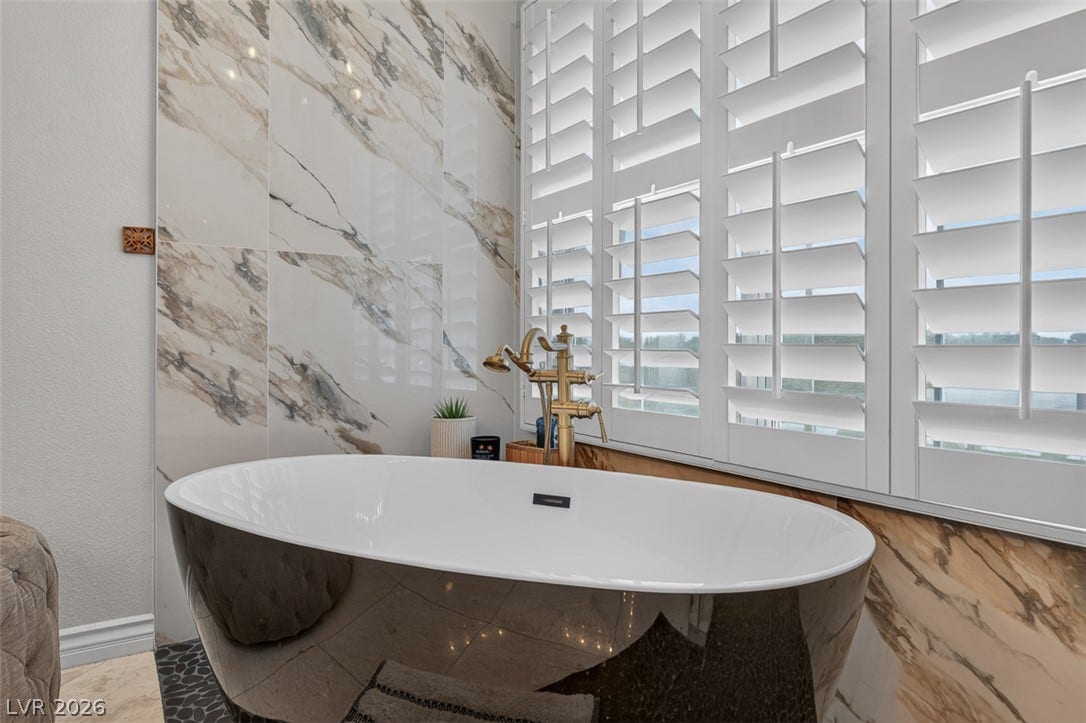 9529 Grand Canal Drive, Las Vegas, NV 89117 9529 Grand Canal Drive, Las Vegas, NV 89117