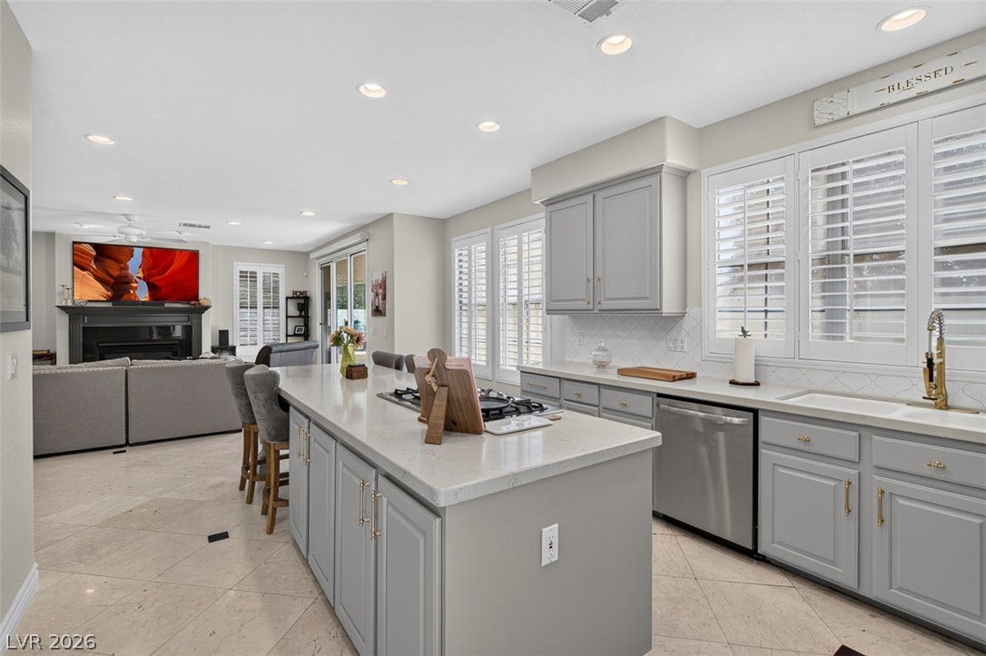 9529 Grand Canal Drive, Las Vegas, NV 89117 9529 Grand Canal Drive, Las Vegas, NV 89117