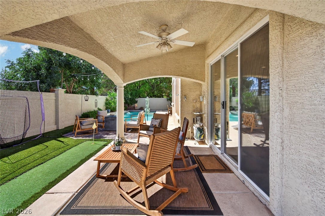 9529 Grand Canal Drive, Las Vegas, NV 89117 9529 Grand Canal Drive, Las Vegas, NV 89117