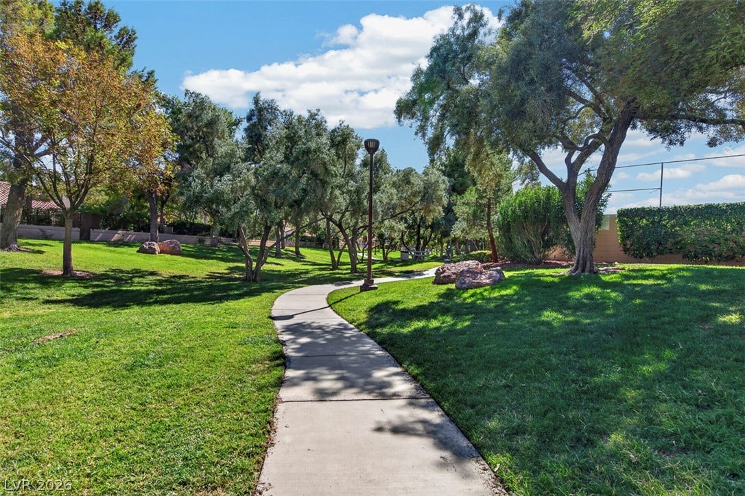 9529 Grand Canal Drive, Las Vegas, NV 89117 Peccole Ranch Parks/walking trails