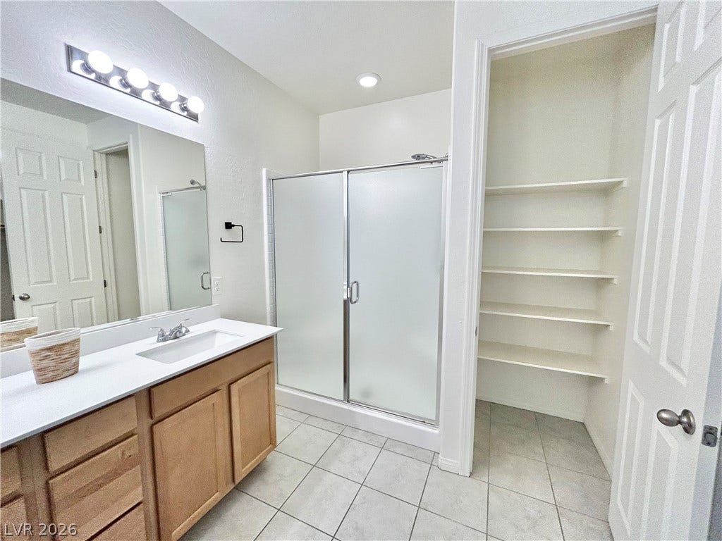 142 Antimony Avenue, Las Vegas, NV 89183 Primary bathroom with extra storage